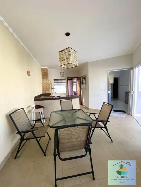 Foto 8 de Casa com 4 quartos à venda, 300m2 em Cabo Frio - RJ