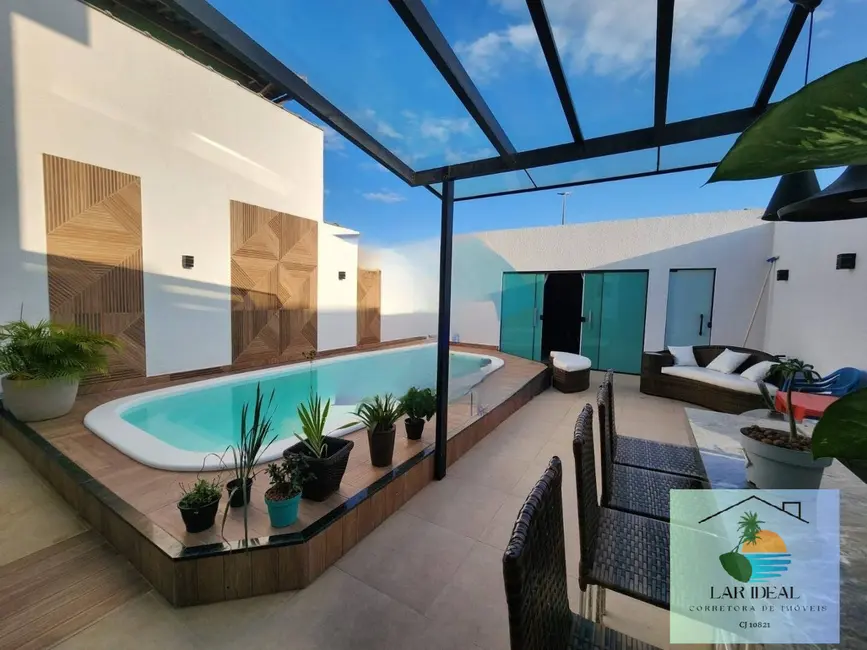 Foto 1 de Casa com 4 quartos à venda, 225m2 em Cabo Frio - RJ