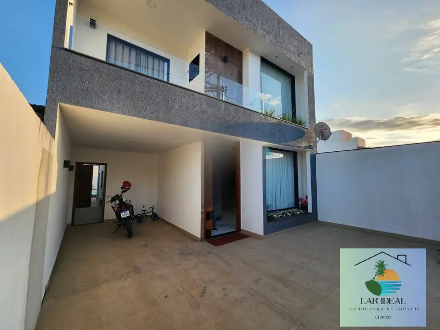 Foto 3 de Casa com 4 quartos à venda, 225m2 em Cabo Frio - RJ