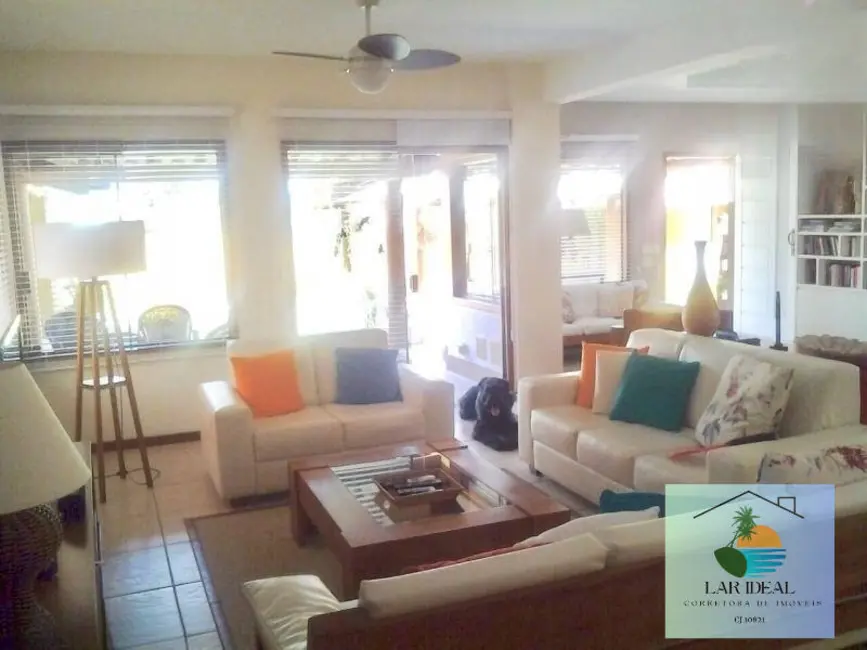 Foto 7 de Casa com 4 quartos à venda, 290m2 em Portinho, Cabo Frio - RJ