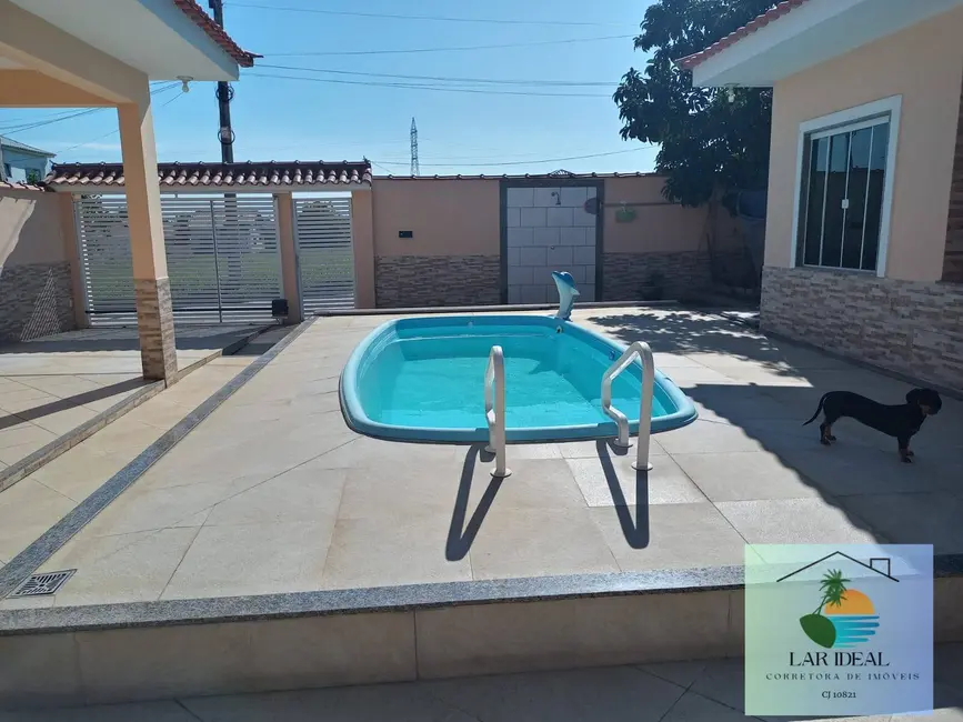 Foto 5 de Casa com 2 quartos à venda, 138m2 em Araruama - RJ