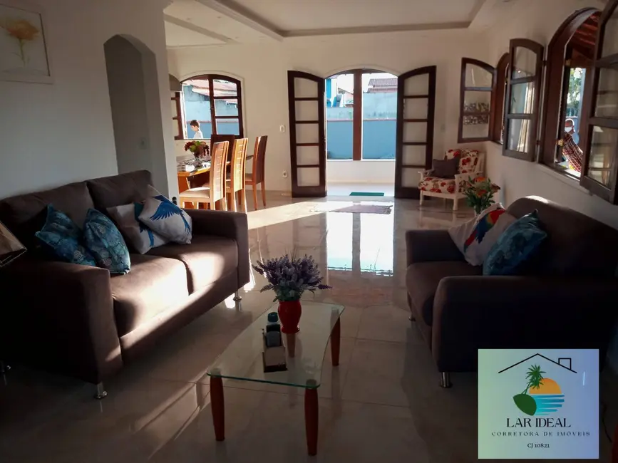 Foto 3 de Casa de Condomínio com 3 quartos à venda, 600m2 em Praia Seca, Araruama - RJ