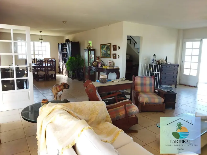 Casa com 4 quartos à venda, 600m2 em Praia Seca, Araruama - RJ - imagem 4 Foto 4 de Casa com 4 quartos à venda, 600m2 em Praia Seca, Araruama - RJ