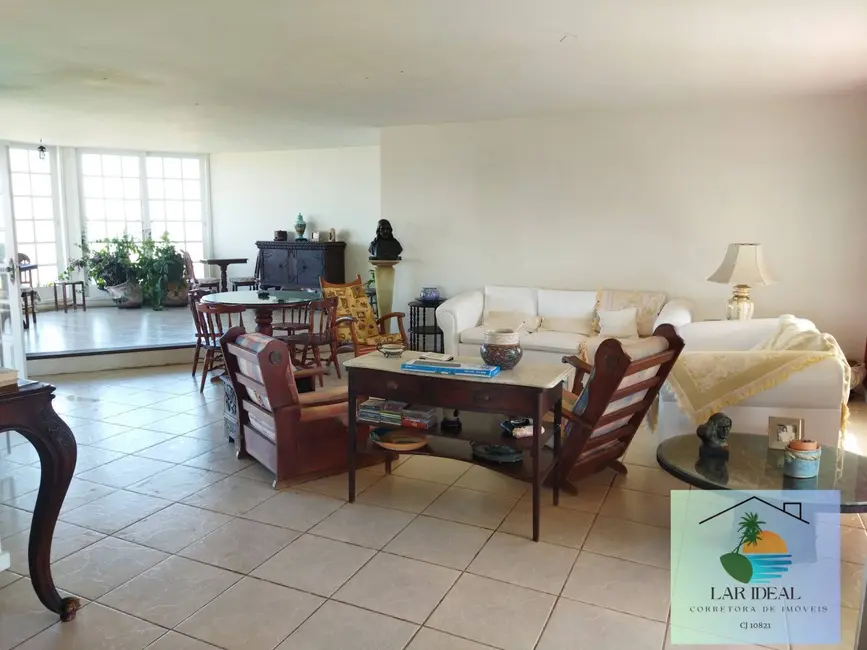 Casa com 4 quartos à venda, 600m2 em Praia Seca, Araruama - RJ - imagem 3 Foto 3 de Casa com 4 quartos à venda, 600m2 em Praia Seca, Araruama - RJ