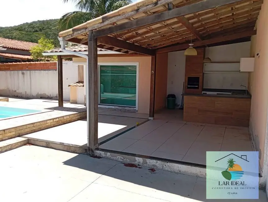 Foto 2 de Casa de Condomínio com 3 quartos à venda, 360m2 em Morro do Milagre, Sao Pedro Da Aldeia - RJ