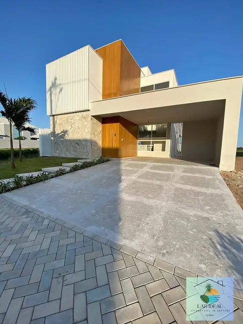 Foto 2 de Casa com 4 quartos à venda, 220m2 em Cabo Frio - RJ