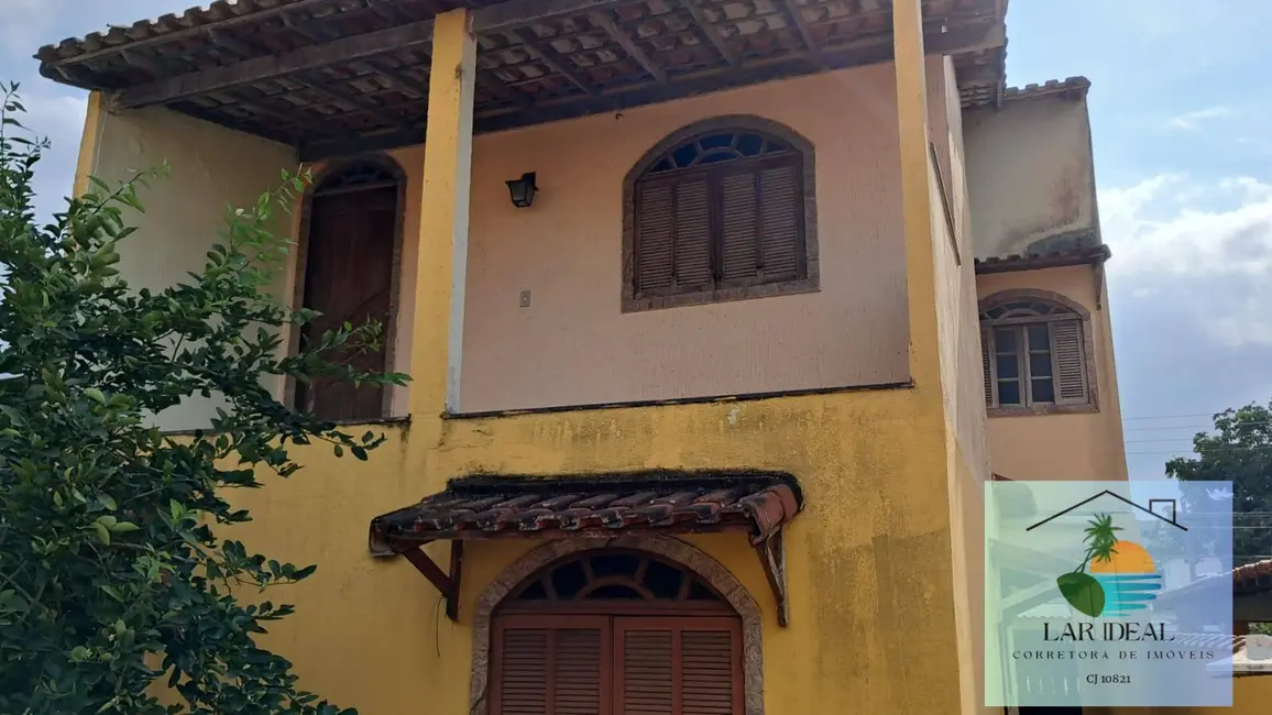 Foto 1 de Casa com 5 quartos à venda em Cabo Frio - RJ