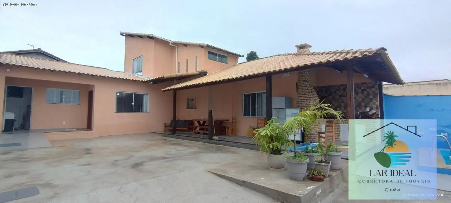 Foto 1 de Casa com 3 quartos à venda, 366m2 em Araruama - RJ
