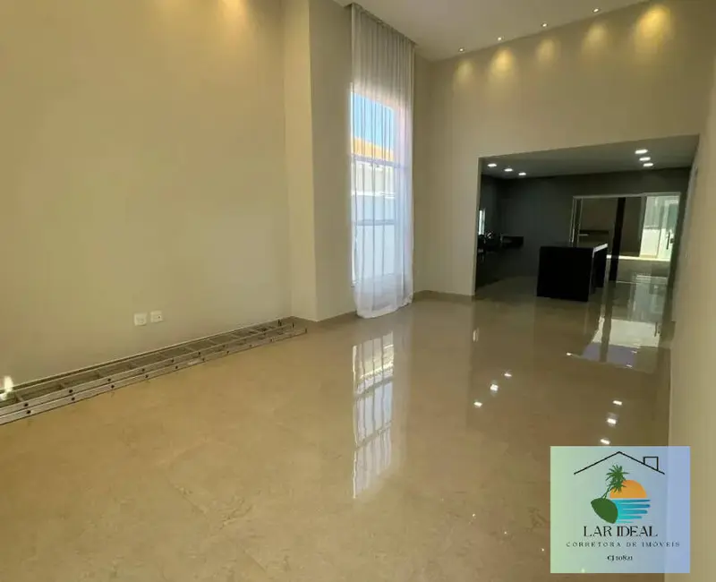 Foto 8 de Casa com 3 quartos à venda em Araruama - RJ