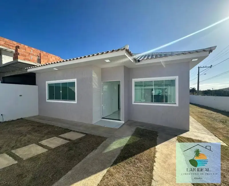 Foto 1 de Casa de Condomínio com 3 quartos à venda, 415m2 em Araruama - RJ