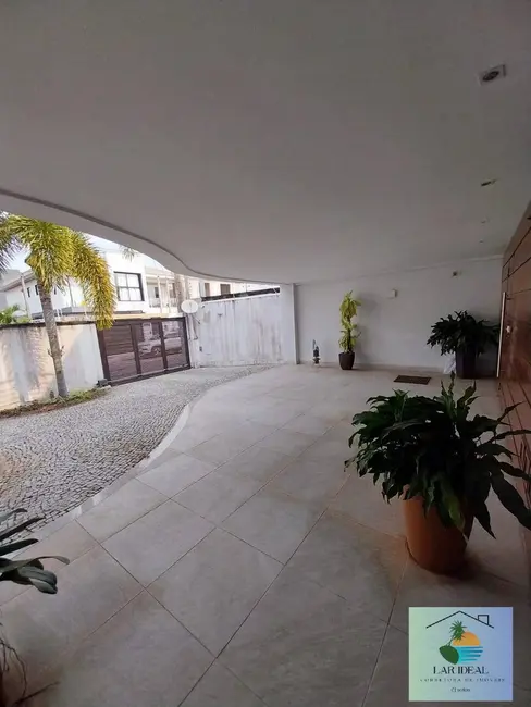 Foto 6 de Casa com 4 quartos à venda, 450m2 em Cabo Frio - RJ