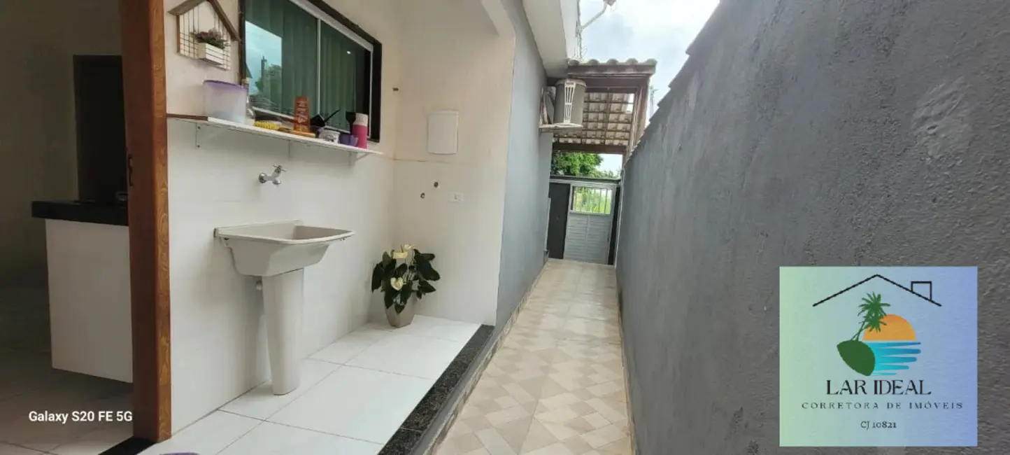 Casa com 3 quartos à venda em Baixo Grande, Sao Pedro Da Aldeia - RJ - imagem 8 Foto 8 de Casa com 3 quartos à venda em Baixo Grande, Sao Pedro Da Aldeia - RJ