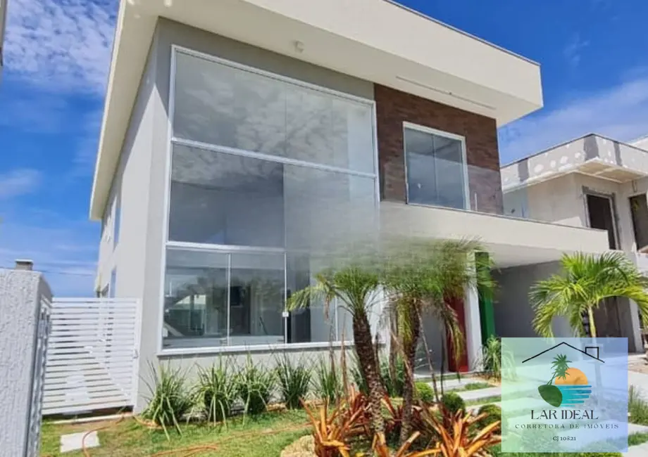 Foto 1 de Casa com 4 quartos à venda, 280m2 em Ogiva, Cabo Frio - RJ
