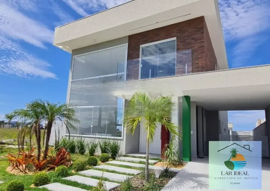 Foto 3 de Casa com 4 quartos à venda, 280m2 em Ogiva, Cabo Frio - RJ