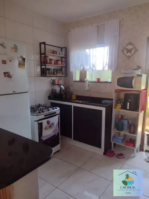Casa com 2 quartos à venda em Cabo Frio - RJ - imagem 6 Foto 6 de Casa com 2 quartos à venda em Cabo Frio - RJ