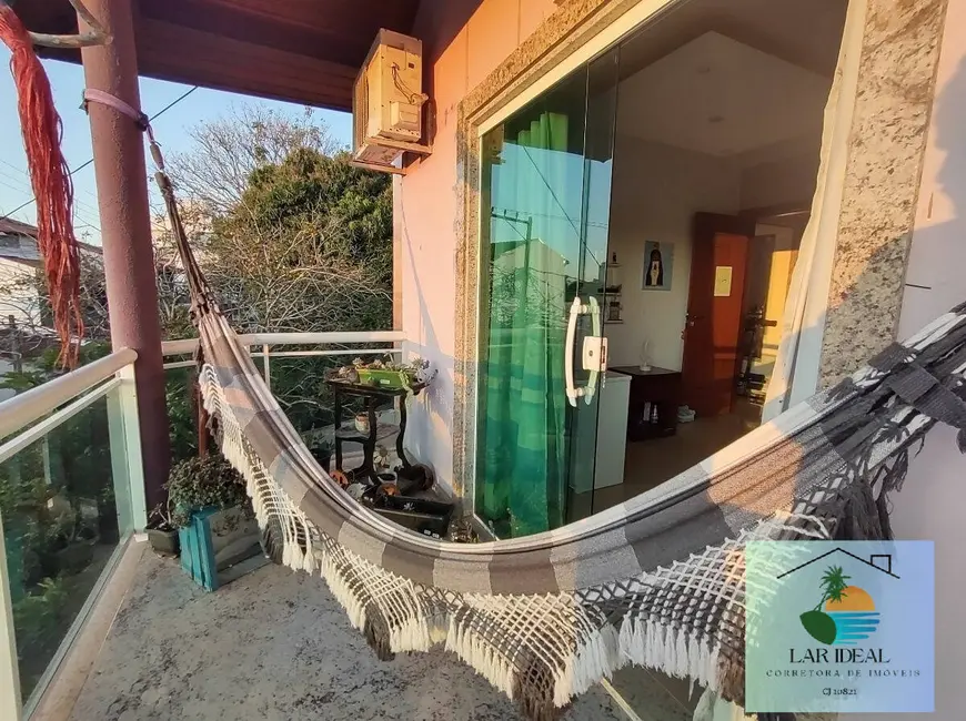 Casa com 5 quartos à venda, 256m2 em Macae - RJ - imagem 9 Foto 9 de Casa com 5 quartos à venda, 256m2 em Macae - RJ