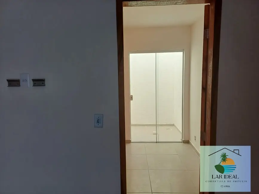 Foto 3 de Apartamento com 1 quarto à venda, 35m2 em Cajueiro, Cabo Frio - RJ