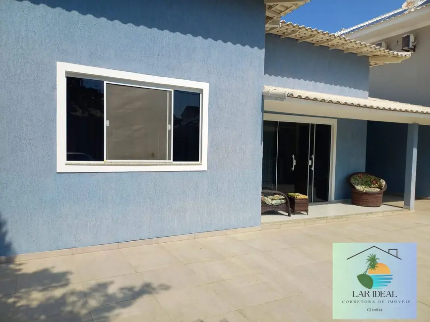 Foto 4 de Casa com 3 quartos à venda em Araruama - RJ
