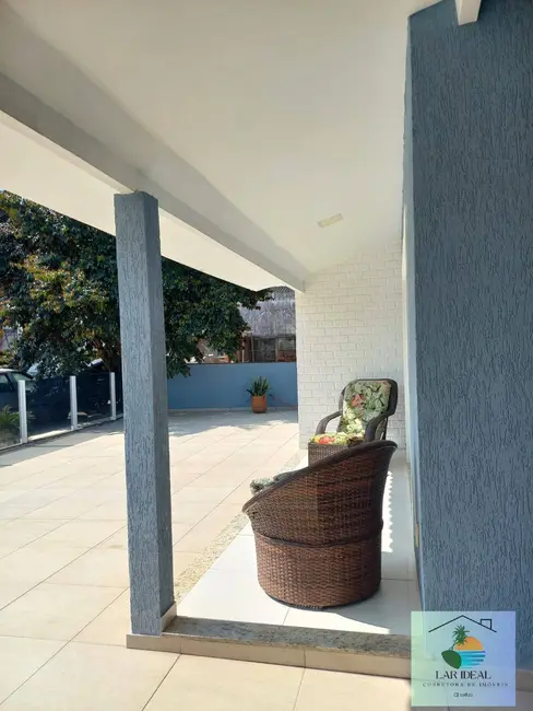 Foto 9 de Casa com 3 quartos à venda em Araruama - RJ