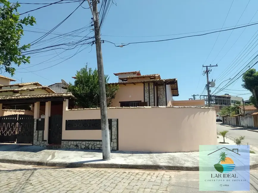 Foto 2 de Casa com 3 quartos à venda em Extensão do Bosque, Rio Das Ostras - RJ