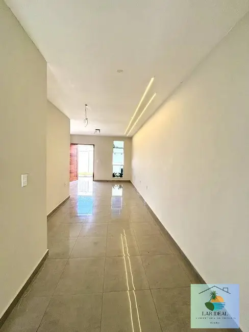 Foto 3 de Casa com 2 quartos à venda, 210m2 em Cabo Frio - RJ