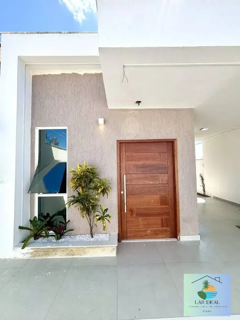 Foto 2 de Casa com 2 quartos à venda, 210m2 em Cabo Frio - RJ