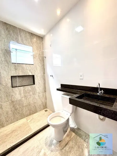 Foto 9 de Casa com 2 quartos à venda, 210m2 em Cabo Frio - RJ