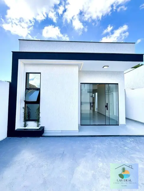 Foto 2 de Casa com 2 quartos à venda, 140m2 em Cabo Frio - RJ