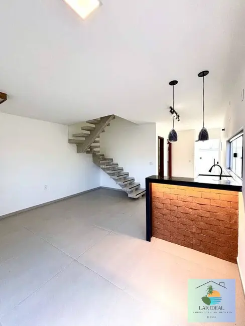 Casa com 3 quartos à venda, 150m2 em Cabo Frio - RJ - imagem 3 Foto 3 de Casa com 3 quartos à venda, 150m2 em Cabo Frio - RJ