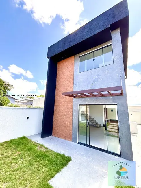Casa com 3 quartos à venda, 150m2 em Cabo Frio - RJ - imagem 1 Foto 1 de Casa com 3 quartos à venda, 150m2 em Cabo Frio - RJ