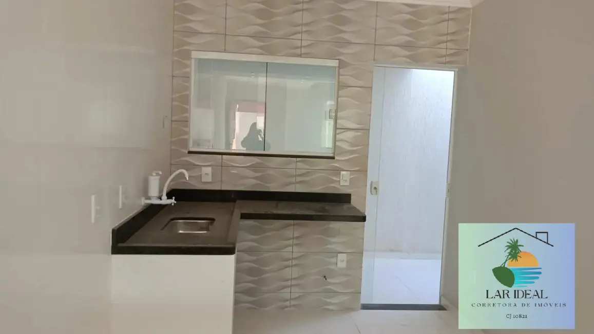 Foto 7 de Casa de Condomínio com 2 quartos à venda em Araruama - RJ