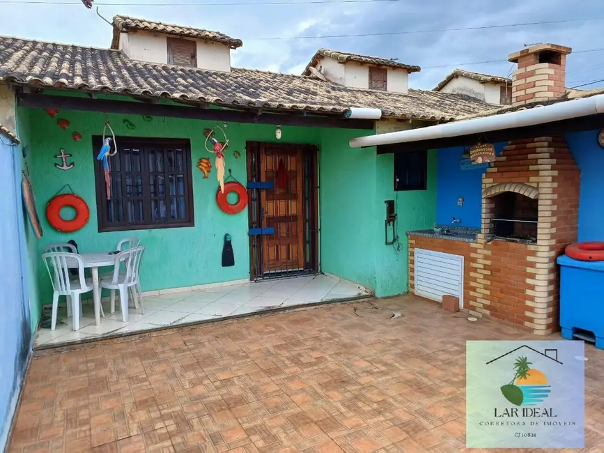 Foto 1 de Casa com 2 quartos à venda em Cabo Frio - RJ