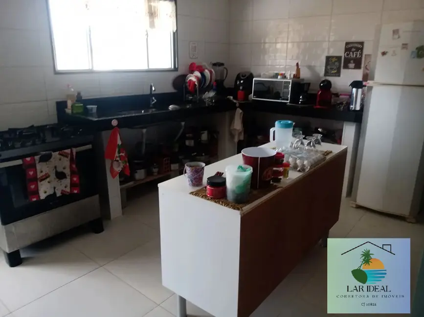 Foto 9 de Casa com 4 quartos à venda, 200m2 em Araruama - RJ