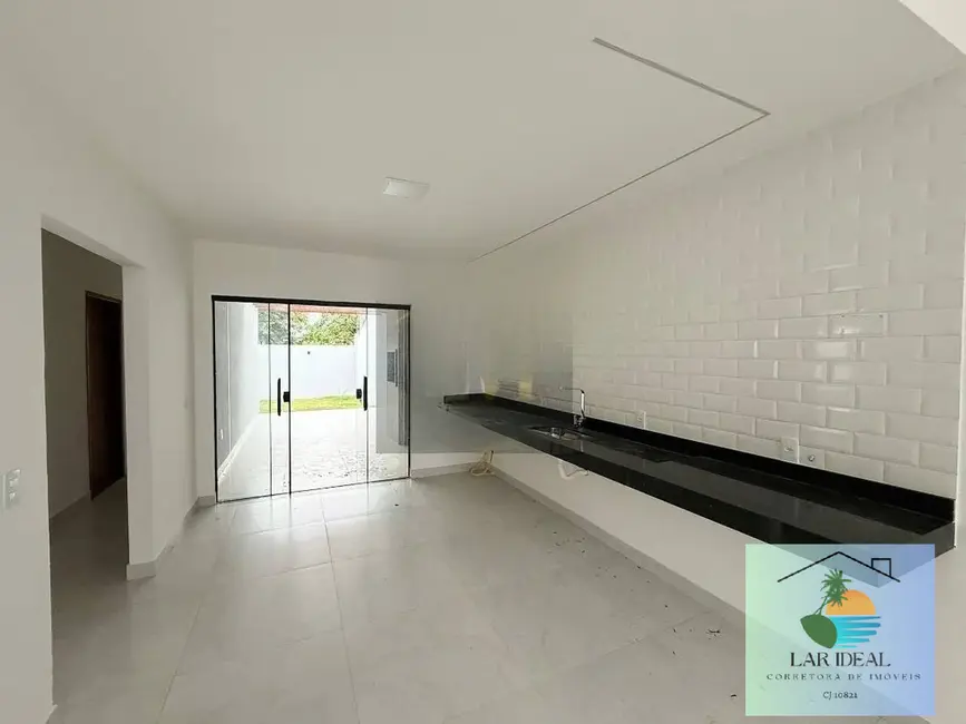 Foto 4 de Casa de Condomínio com 3 quartos à venda, 260m2 em Araruama - RJ