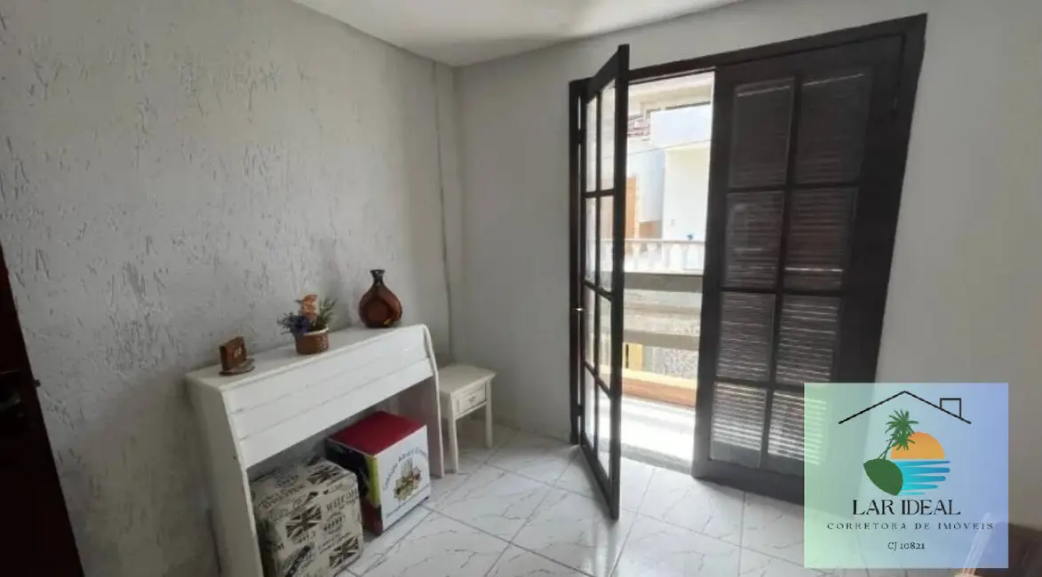 Foto 2 de Casa com 5 quartos à venda em Braga, Cabo Frio - RJ