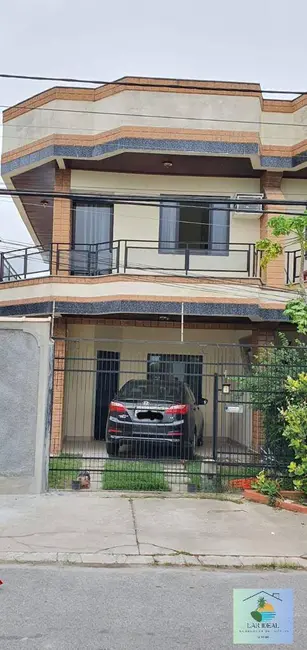 Foto 1 de Casa de Condomínio com 3 quartos à venda em Parque Burle, Cabo Frio - RJ