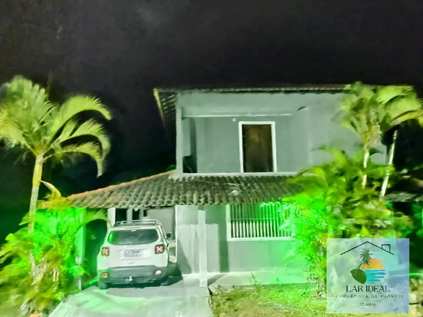 Foto 1 de Casa com 2 quartos à venda, 1000m2 em Araruama - RJ