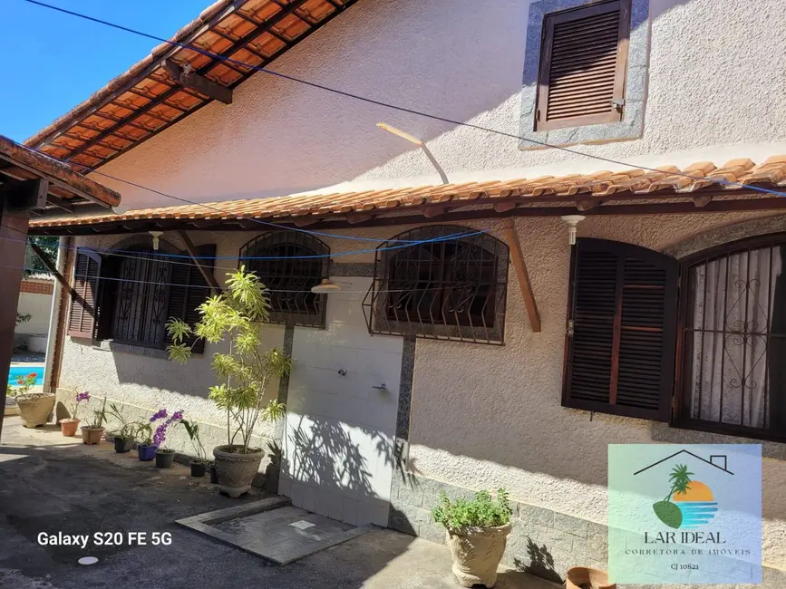 Foto 3 de Casa com 3 quartos à venda, 508m2 em Araruama - RJ