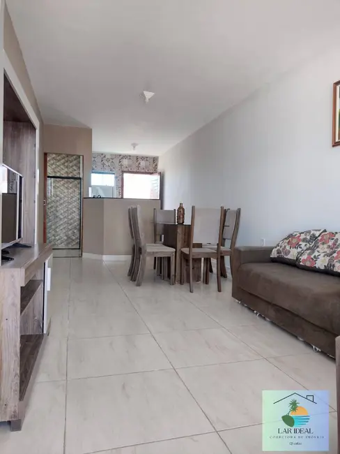 Foto 2 de Casa com 2 quartos à venda, 120m2 em Arraial Do Cabo - RJ