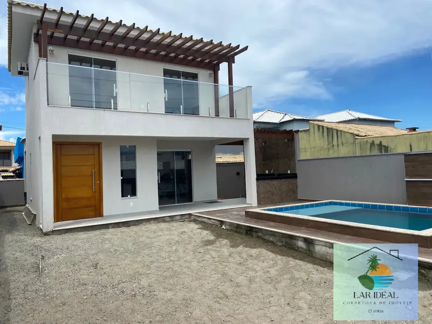 Foto 2 de Casa com 3 quartos à venda em Arraial Do Cabo - RJ