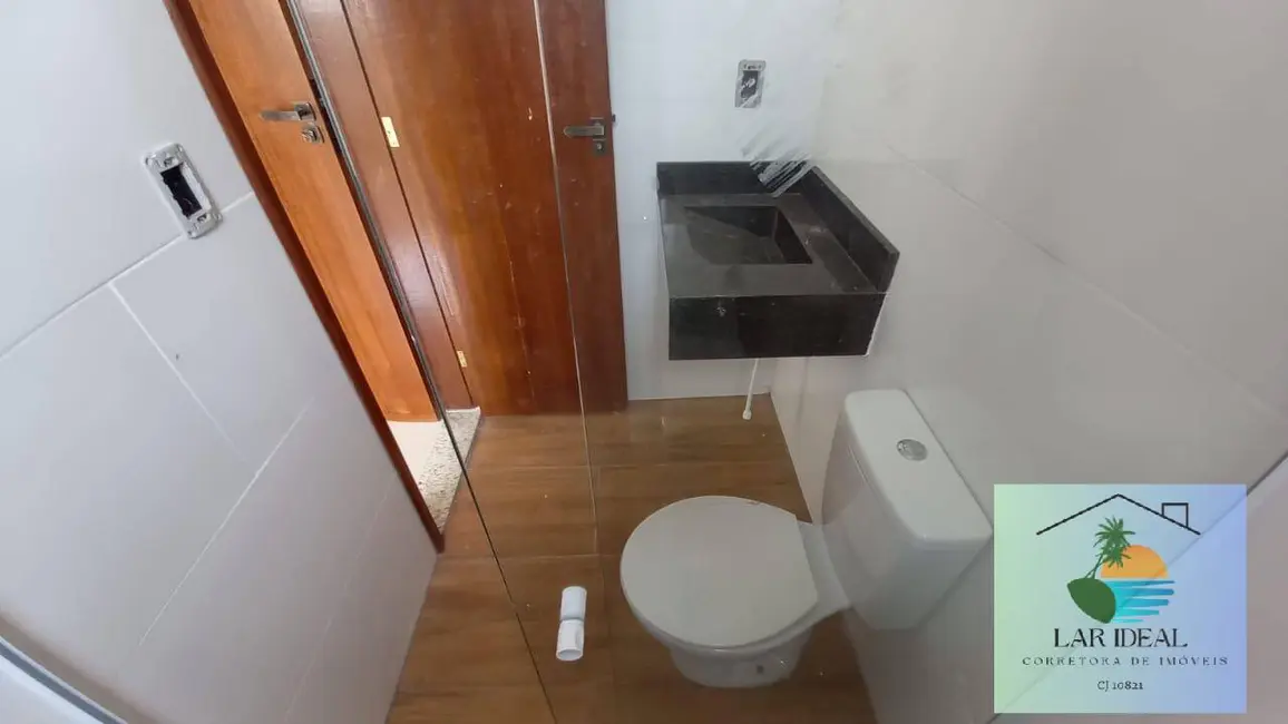 Casa com 2 quartos à venda, 65m2 em Verdes Mares, Rio Das Ostras - RJ - imagem 9 Foto 9 de Casa com 2 quartos à venda, 65m2 em Verdes Mares, Rio Das Ostras - RJ
