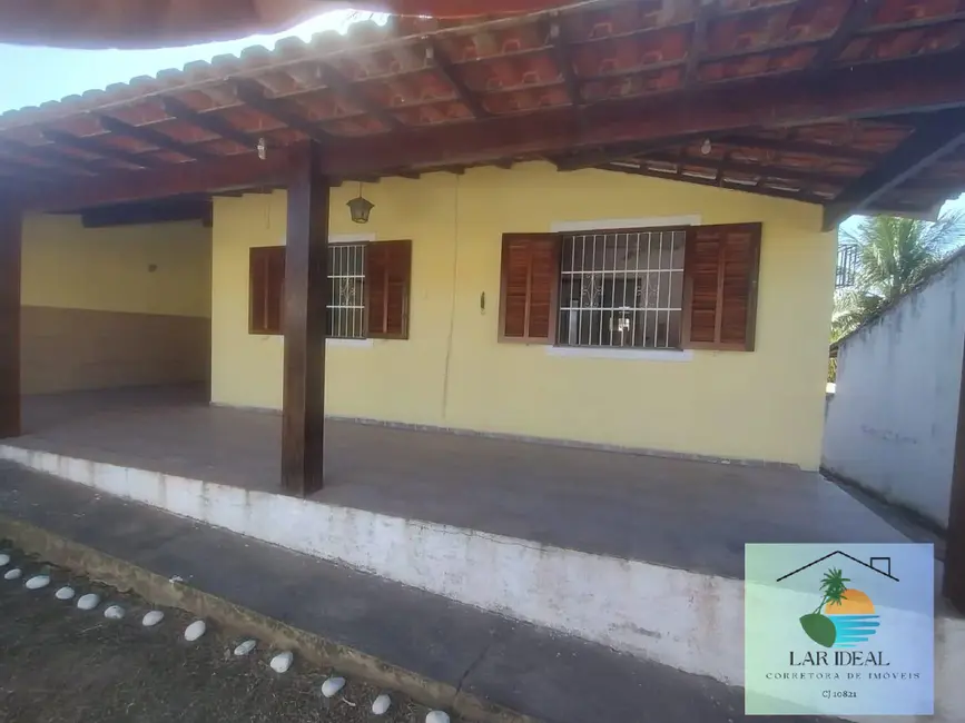 Casa com 2 quartos à venda, 450m2 em Araruama - RJ - imagem 4 Foto 4 de Casa com 2 quartos à venda, 450m2 em Araruama - RJ