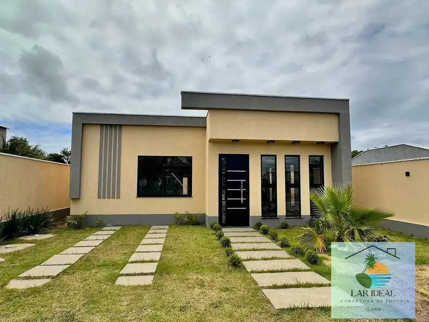 Foto 2 de Casa de Condomínio com 3 quartos à venda em São Mateus, Sao Pedro Da Aldeia - RJ