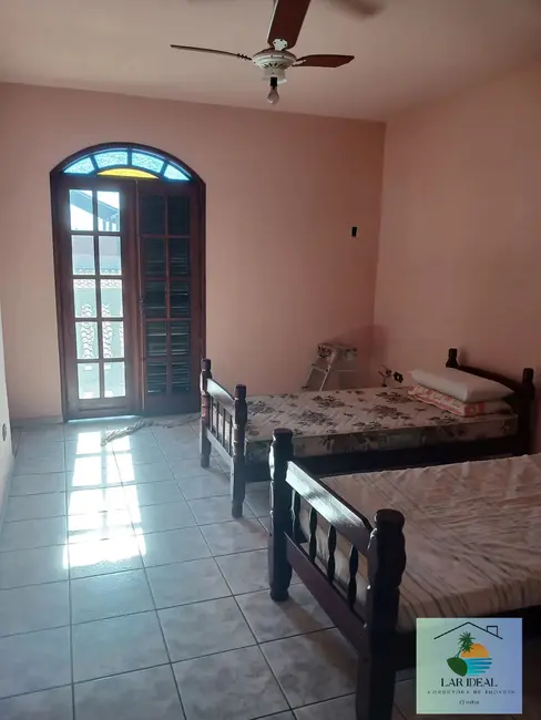 Foto 9 de Casa com 2 quartos à venda, 103m2 em Cabo Frio - RJ