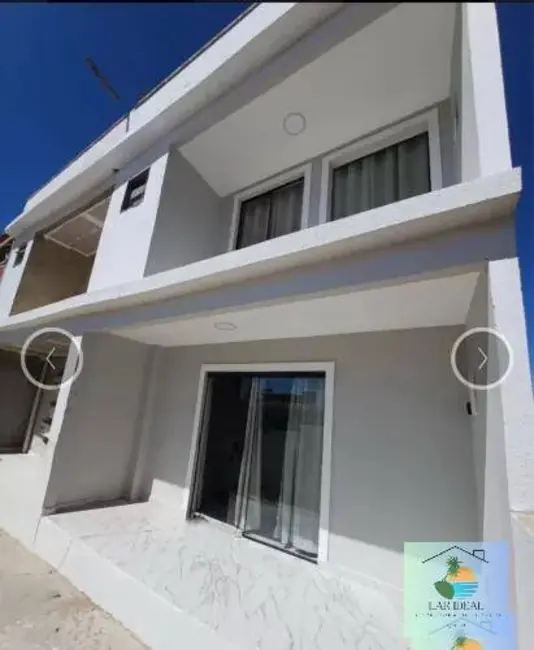 Foto 2 de Casa com 2 quartos à venda em Arraial Do Cabo - RJ