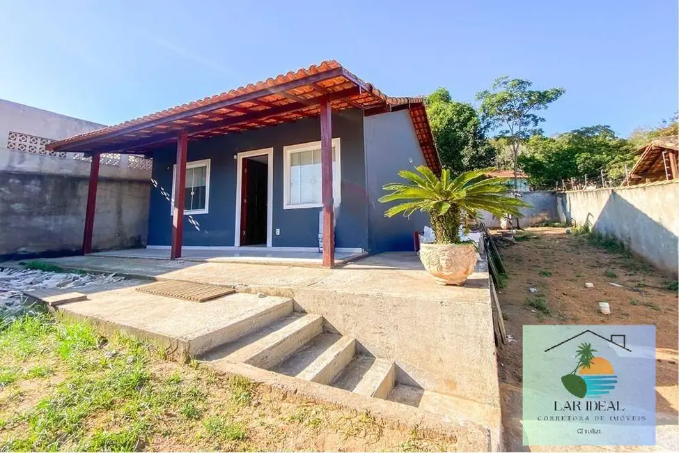 Foto 2 de Casa com 2 quartos à venda, 246m2 em Cabo Frio - RJ