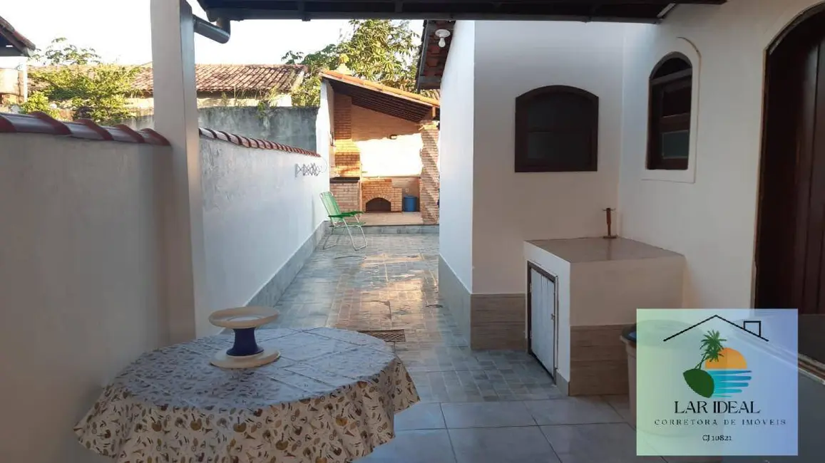 Casa com 4 quartos à venda, 360m2 em Praia Seca, Araruama - RJ - imagem 6 Foto 6 de Casa com 4 quartos à venda, 360m2 em Praia Seca, Araruama - RJ