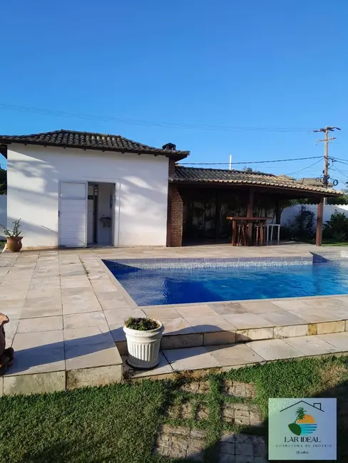 Foto 4 de Casa com 4 quartos à venda, 775m2 em Foguete, Cabo Frio - RJ
