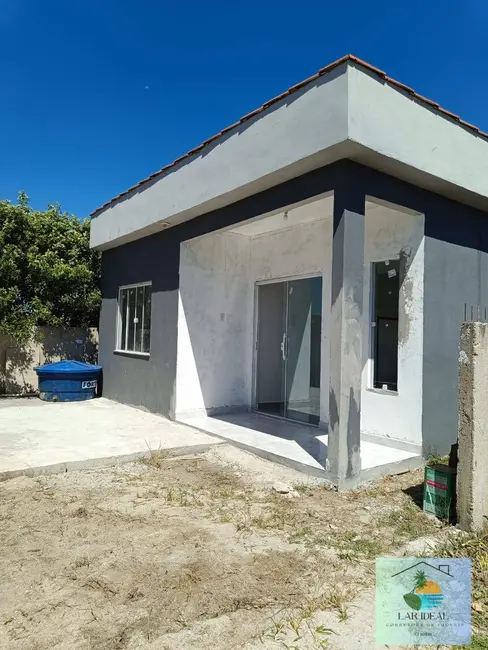 Foto 2 de Casa com 2 quartos à venda em Nova Califórnia (Tamoios), Cabo Frio - RJ