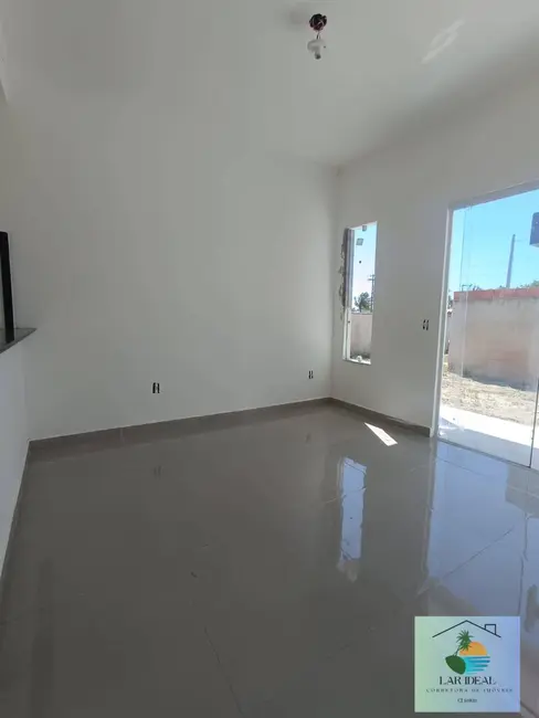 Foto 3 de Casa com 2 quartos à venda em Nova Califórnia (Tamoios), Cabo Frio - RJ